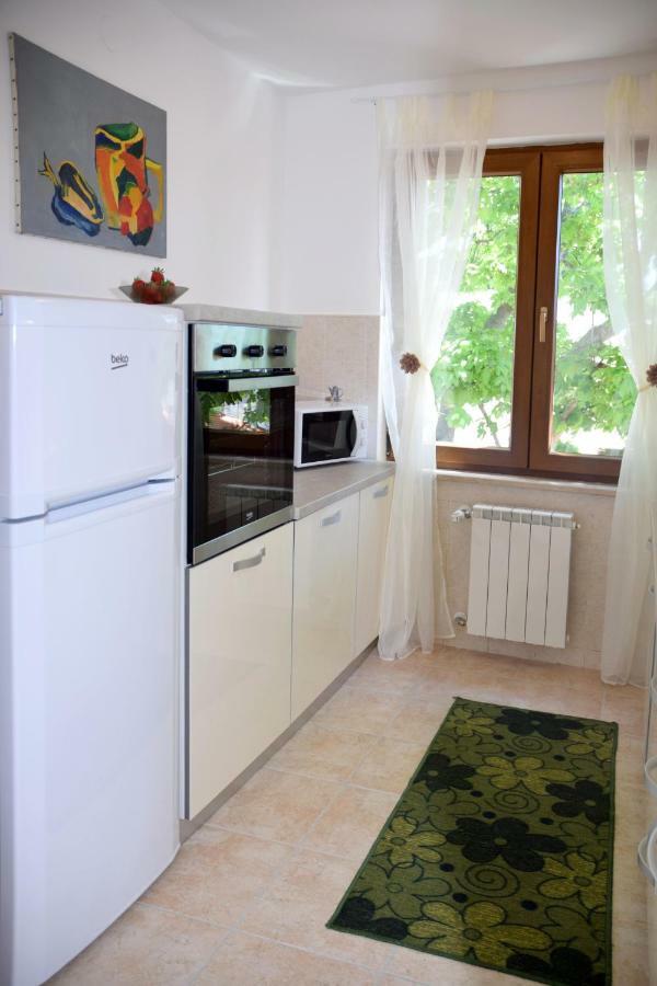 Villa Krasa Sea View Apartmants With Pool Ližnjan Екстериор снимка